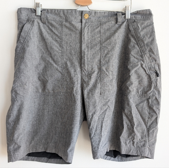 Wind River Men's 44 No Fly Zone Tick & Mosquito Repellant Active Short - Picture 2 of 3